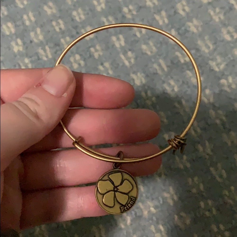 Friend bracelet - Picture 3 of 3